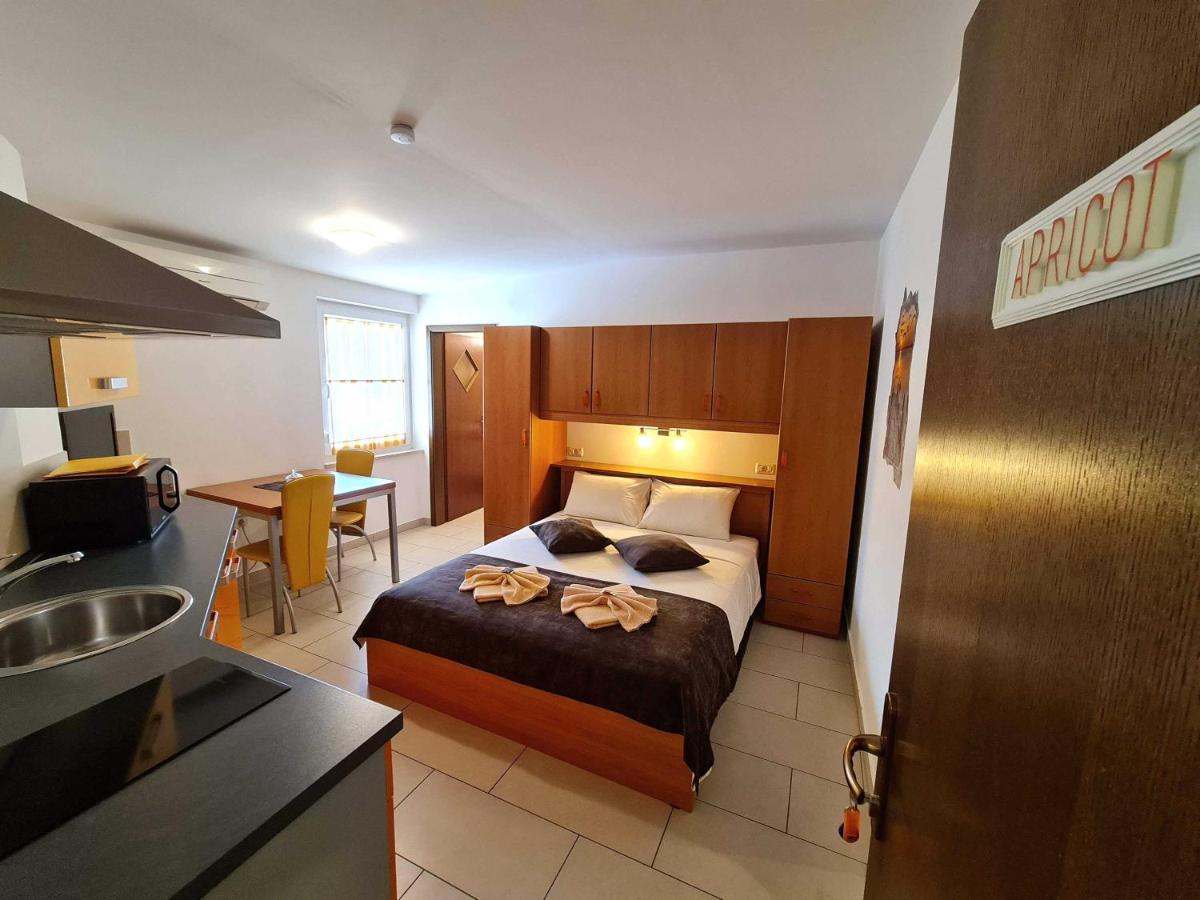 Restaurant & Apartments Getaway Pri Kobalu Vipava Værelse billede